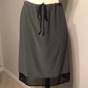 Simply Vera Skirt